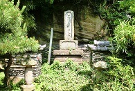 三浦義村の墓