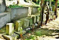城山墓地の会津藩士・家族墓