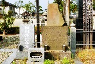 細川外記之墓と義軍墓