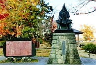 上杉謙信の銅像