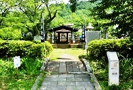 武田信玄公墓所