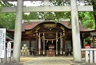 武田神社の拝殿